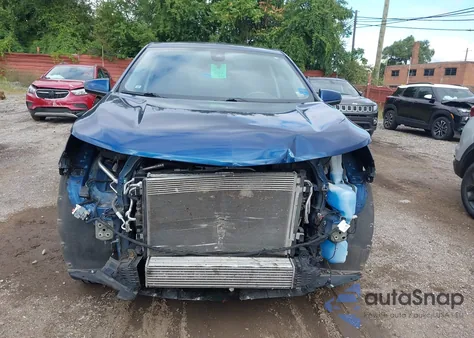 2020 Chevrolet Equinox Fwd 2Fl z USA, uszkodzony, nr VIN 2GNAXJEV2L6114353